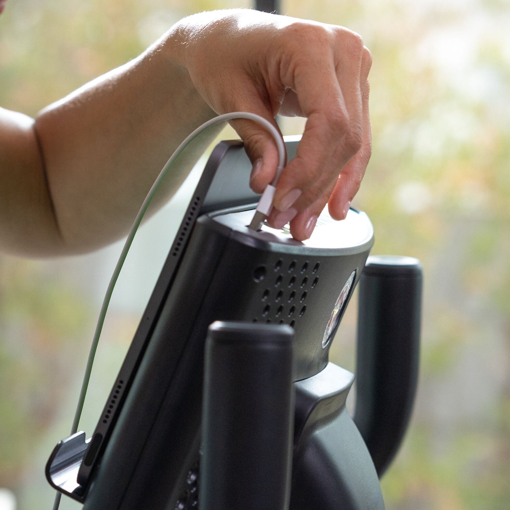 Schwinn 190 Upright Bike USB Port